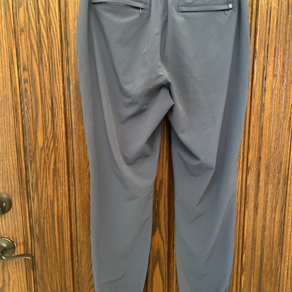 Mizzen+Main Navy joggers sz33 - Picture 4 of 6